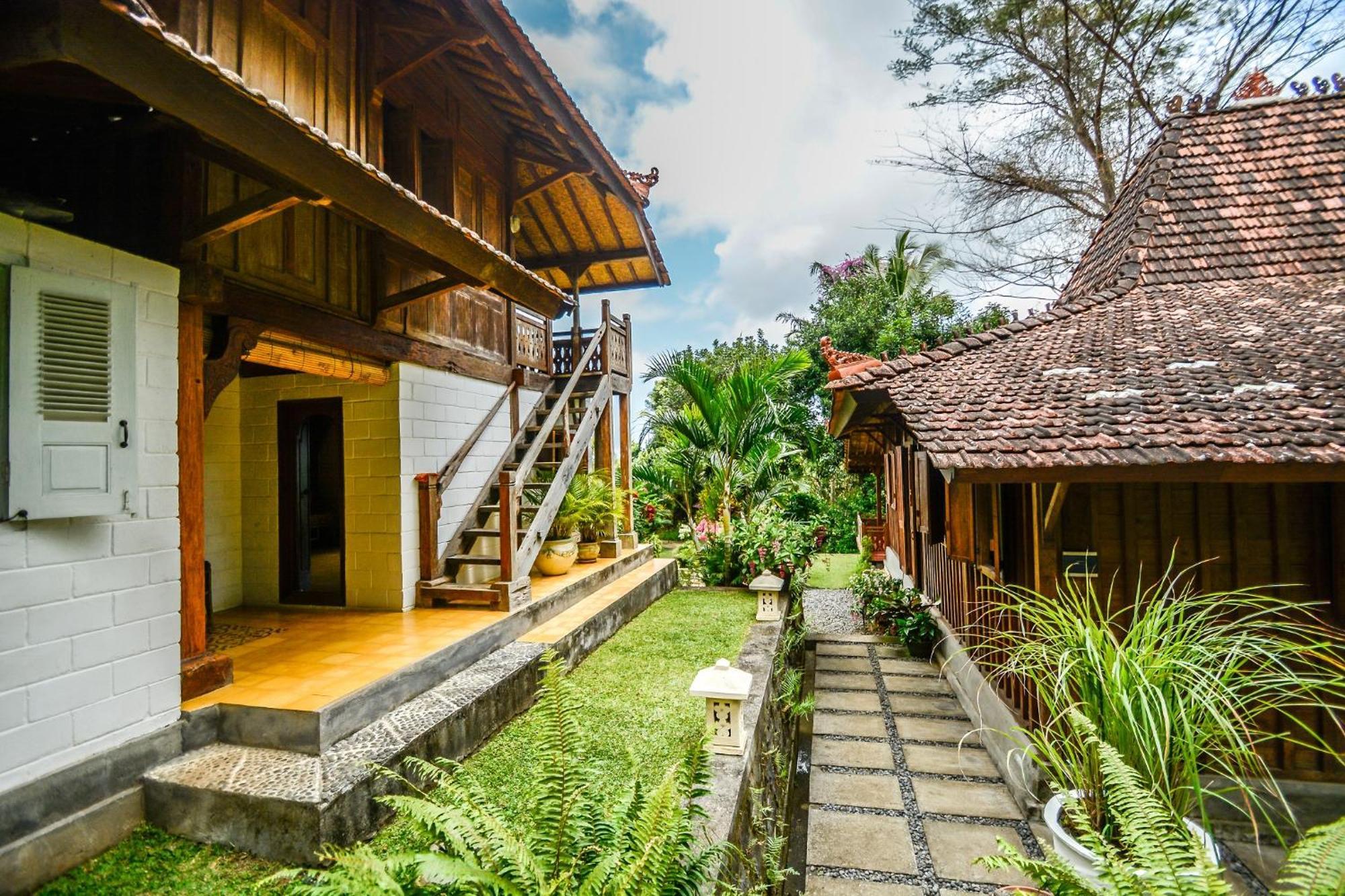 Bukit Asri Lodge Seraya Ruang foto