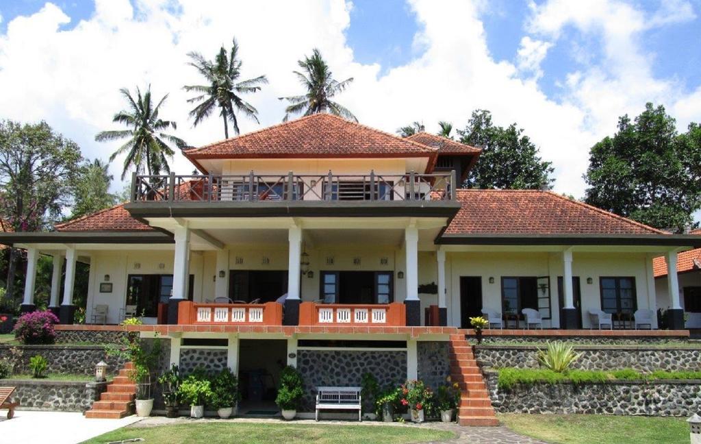 Bukit Asri Lodge Seraya Bagian luar foto