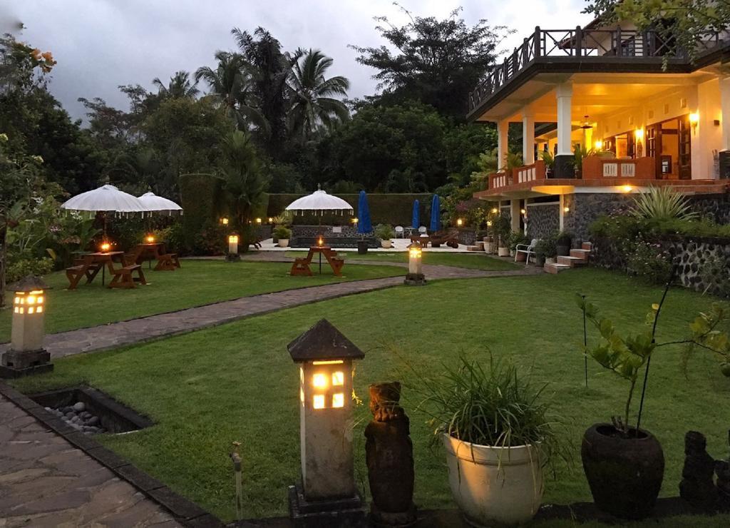 Bukit Asri Lodge Seraya Bagian luar foto